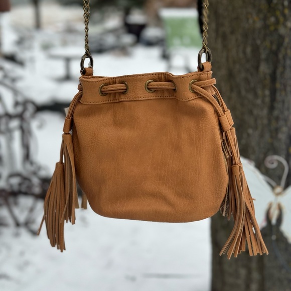 AUTOGRAPHED Carlos Santana drawstring Crossbody bag and collectible keychain - Picture 3 of 12